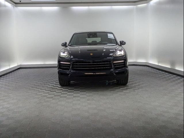 2022 Porsche Cayenne Base