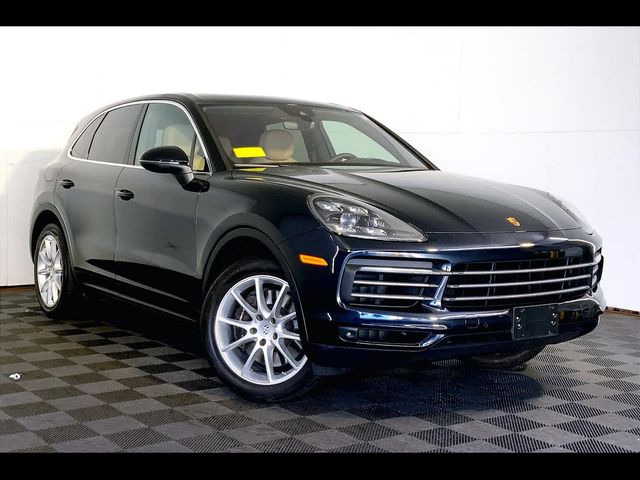 2022 Porsche Cayenne Base