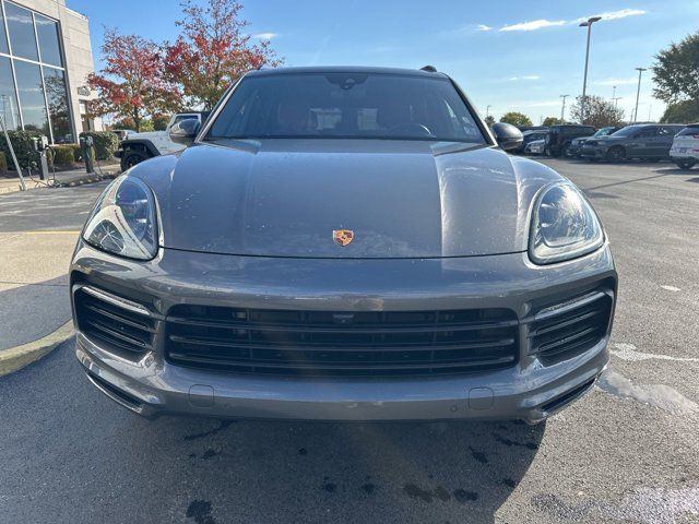 2022 Porsche Cayenne Base