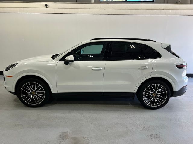 2022 Porsche Cayenne Base