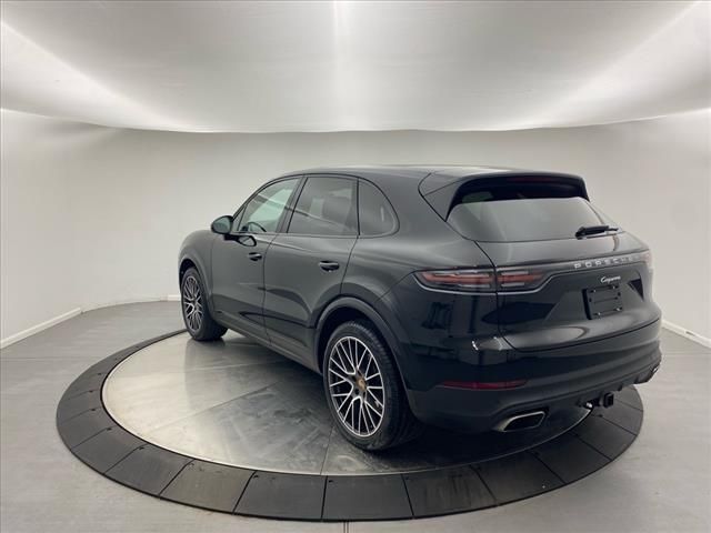 2022 Porsche Cayenne Base