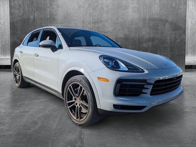 2022 Porsche Cayenne Base