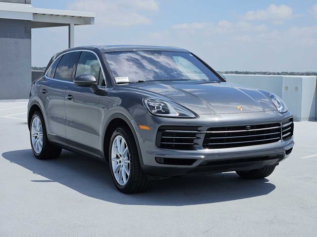 2022 Porsche Cayenne Base