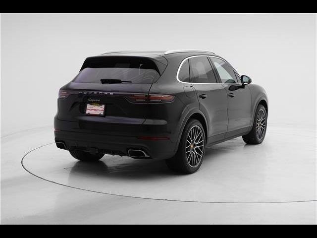 2022 Porsche Cayenne Base