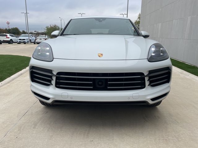 2022 Porsche Cayenne Base