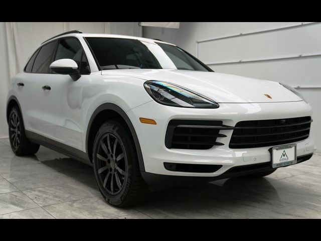 2022 Porsche Cayenne Base