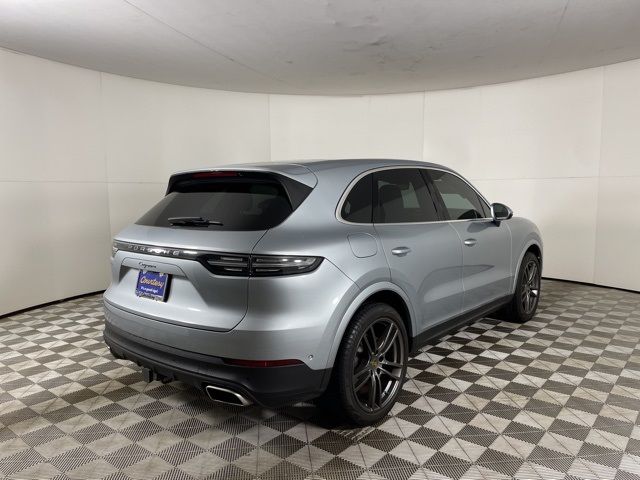 2022 Porsche Cayenne Base