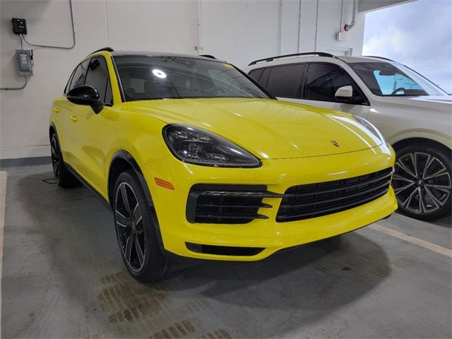 2022 Porsche Cayenne Base