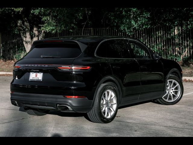 2022 Porsche Cayenne Base