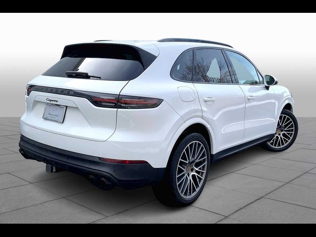 2022 Porsche Cayenne Base