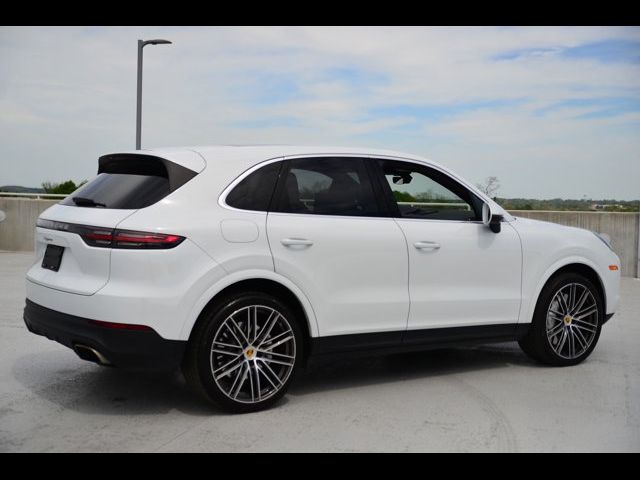 2022 Porsche Cayenne Base