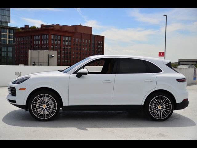 2022 Porsche Cayenne Base