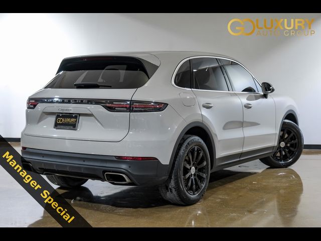 2022 Porsche Cayenne Base