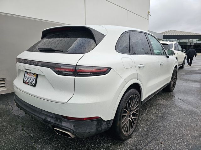 2022 Porsche Cayenne Base