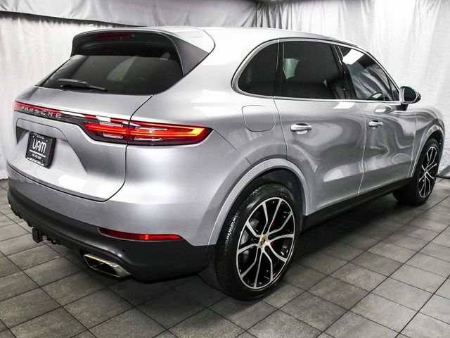 2022 Porsche Cayenne Base