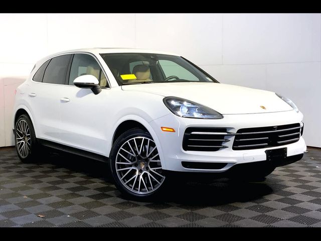 2022 Porsche Cayenne Base