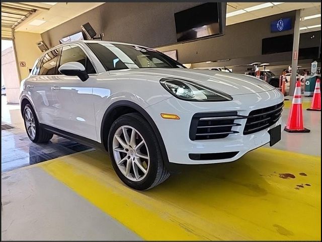 2022 Porsche Cayenne Base