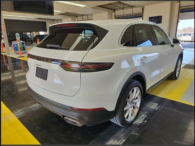 2022 Porsche Cayenne Base