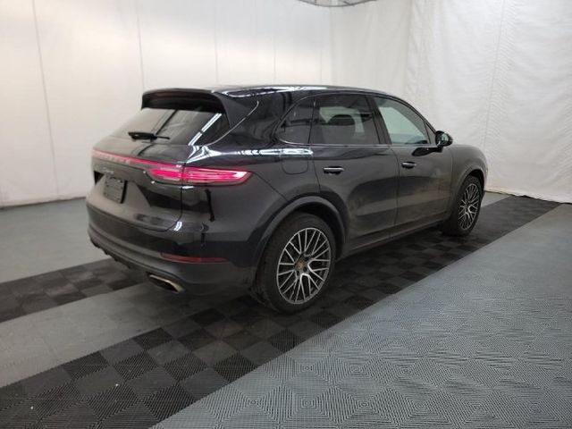 2022 Porsche Cayenne Base