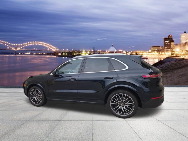 2022 Porsche Cayenne Base