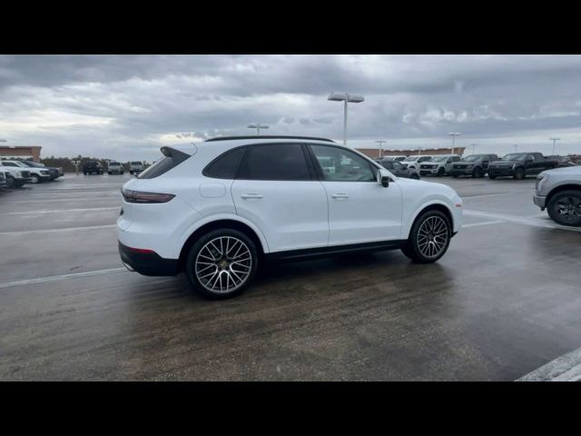 2022 Porsche Cayenne 