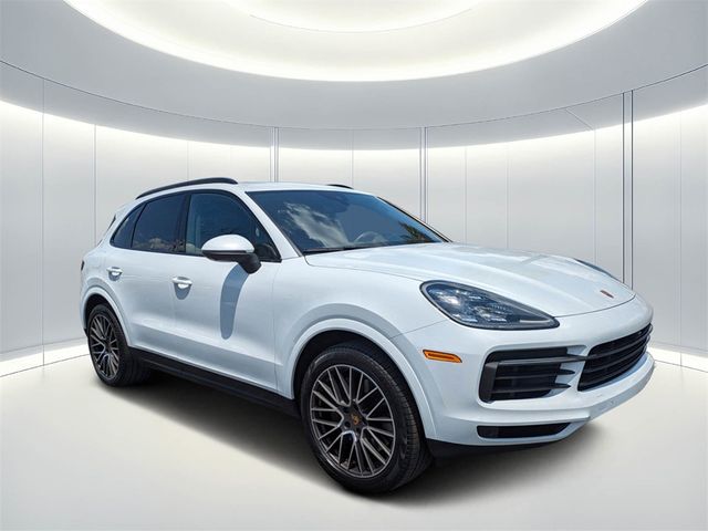 2022 Porsche Cayenne Base