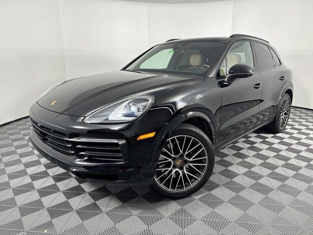 2022 Porsche Cayenne Base