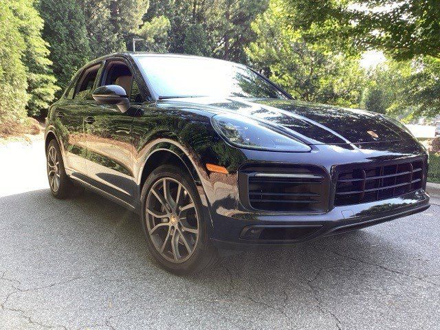 2022 Porsche Cayenne Base