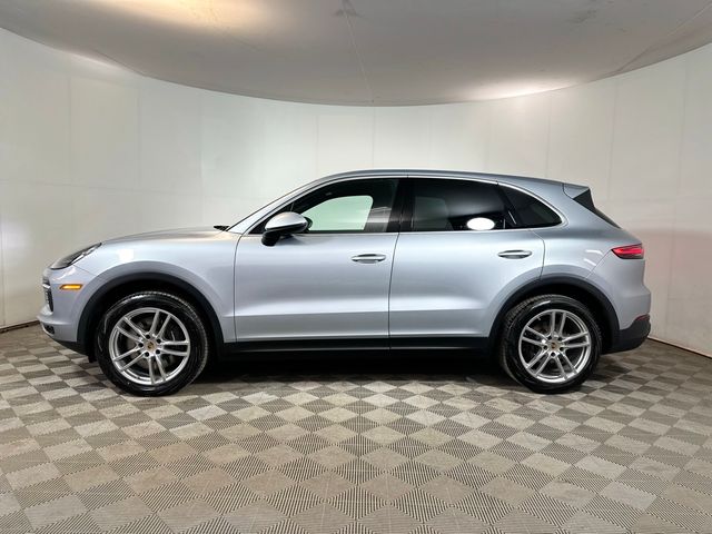 2022 Porsche Cayenne Base