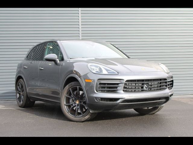 2022 Porsche Cayenne Base