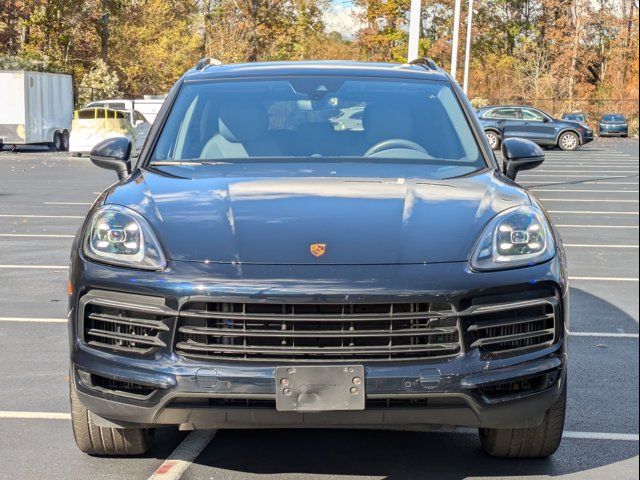 2022 Porsche Cayenne Base