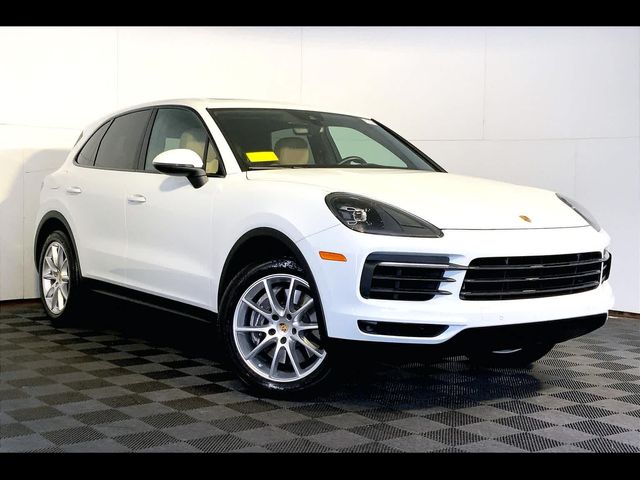 2022 Porsche Cayenne Base