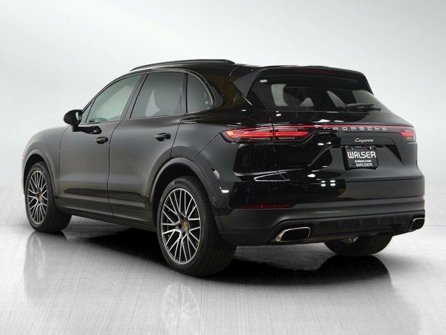 2022 Porsche Cayenne Base