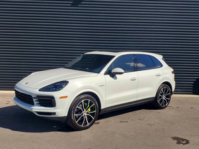 2022 Porsche Cayenne 