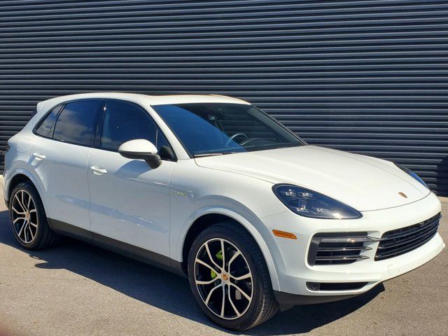 2022 Porsche Cayenne 