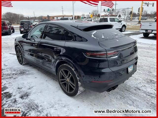 2022 Porsche Cayenne 