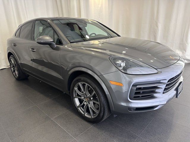 2022 Porsche Cayenne Base