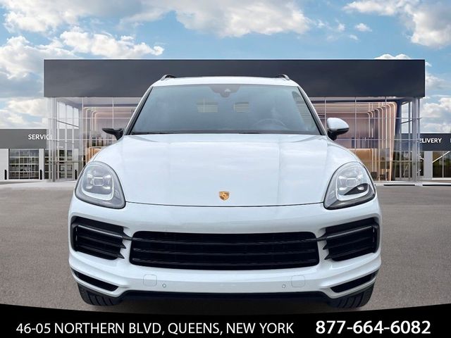 2022 Porsche Cayenne Base