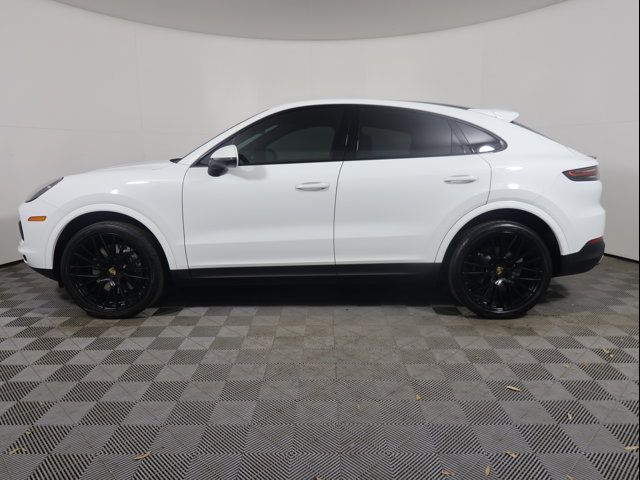 2022 Porsche Cayenne Base