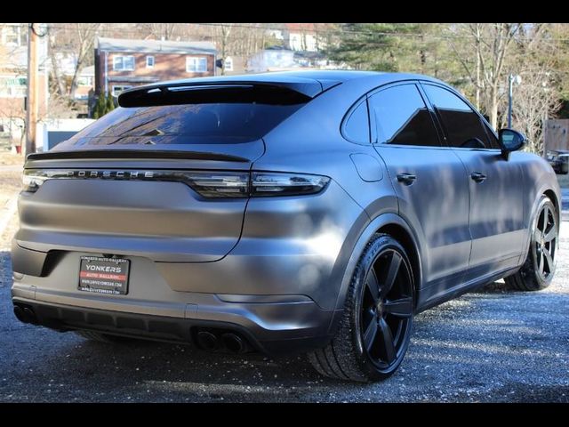 2022 Porsche Cayenne Base