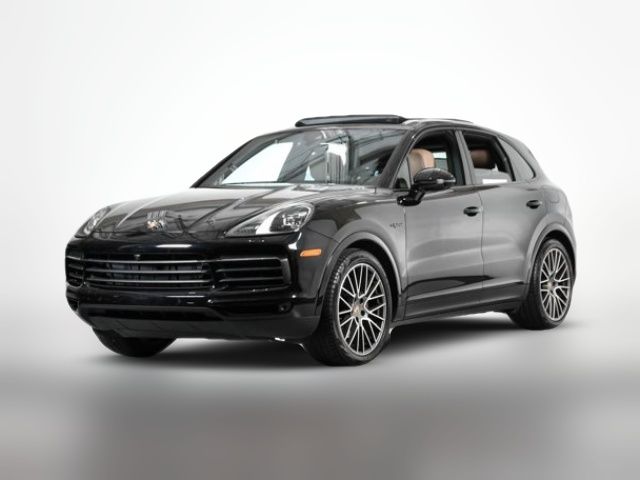 2022 Porsche Cayenne E-Hybrid Base