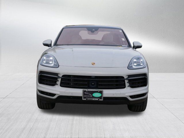 2022 Porsche Cayenne E-Hybrid Base