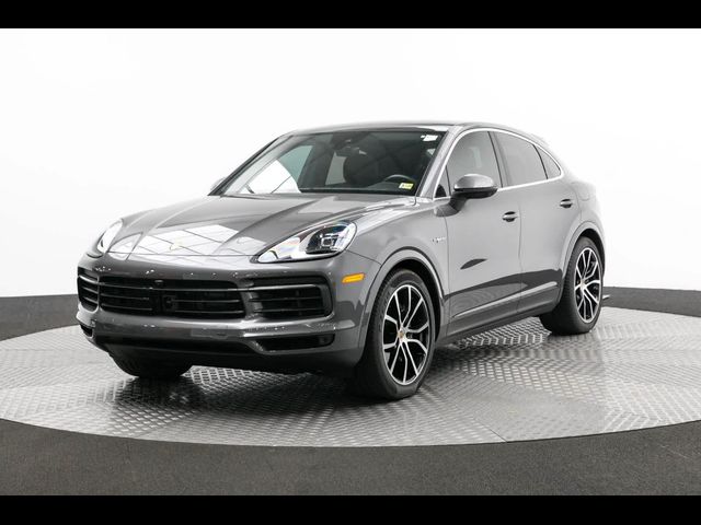 2022 Porsche Cayenne E-Hybrid Base