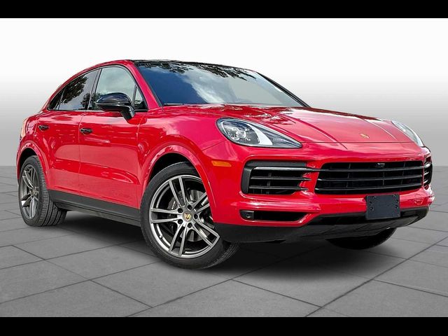 2022 Porsche Cayenne E-Hybrid Base