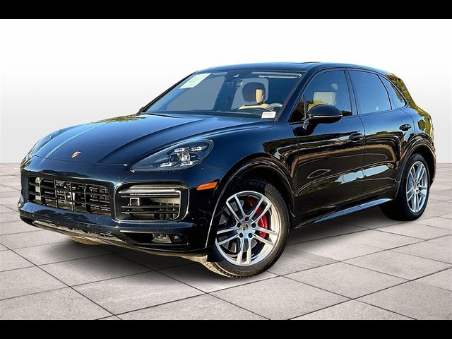 2022 Porsche Cayenne GTS