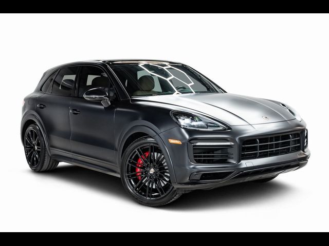 2022 Porsche Cayenne GTS