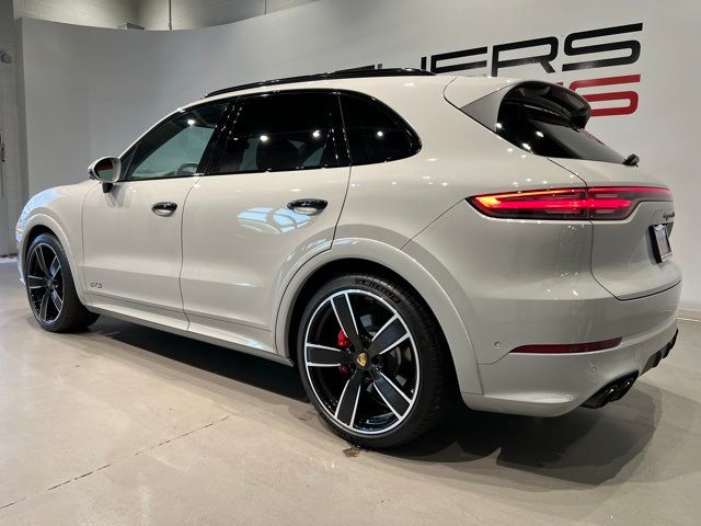 2022 Porsche Cayenne GTS