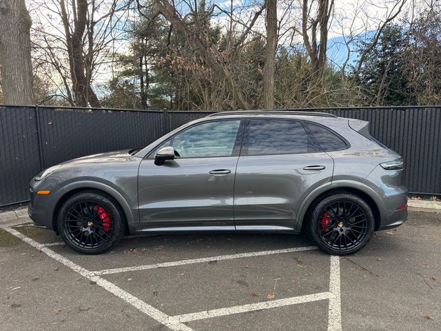 2022 Porsche Cayenne GTS