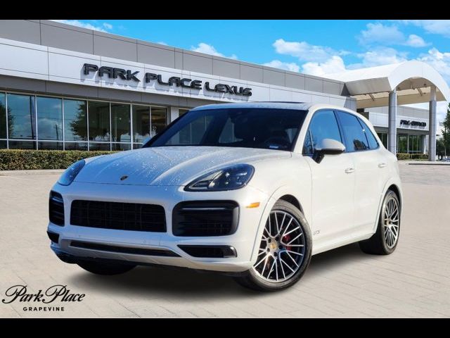 2022 Porsche Cayenne GTS