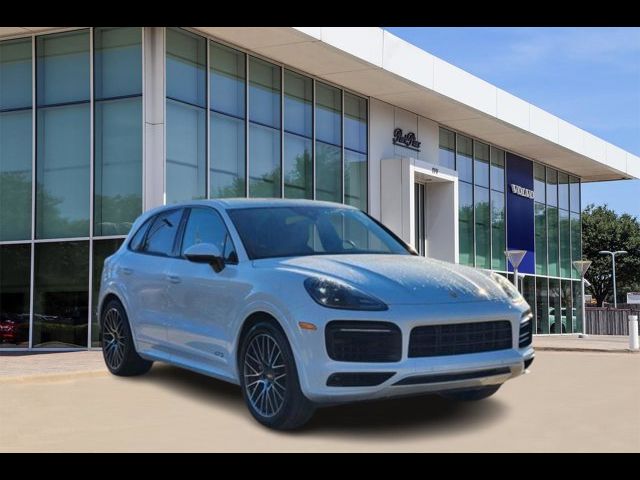 2022 Porsche Cayenne GTS